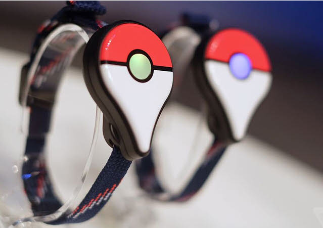 Vòng đeo tay Pokémon GO Plus hỗ trợ chơi game trên smartphone